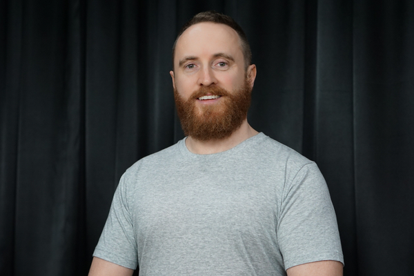 AI Dating Coach "Dan Bacon AI" Revolutionizes Relationship Guidance for Men