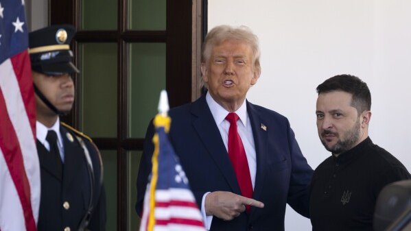 Trump Demands Putin End Ukraine War or Face Economic Consequences